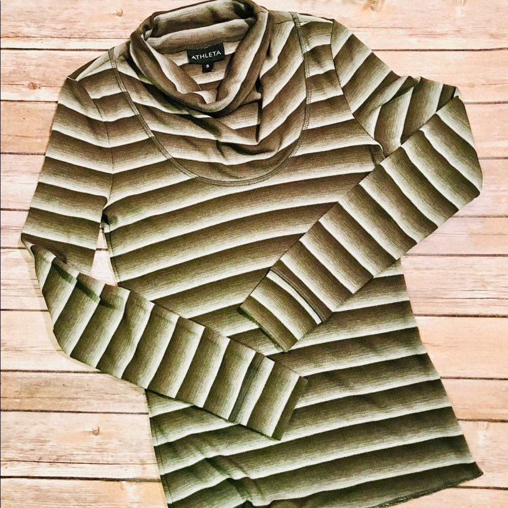 ATHLETA pullover with cowl neck SZ- Small EUC